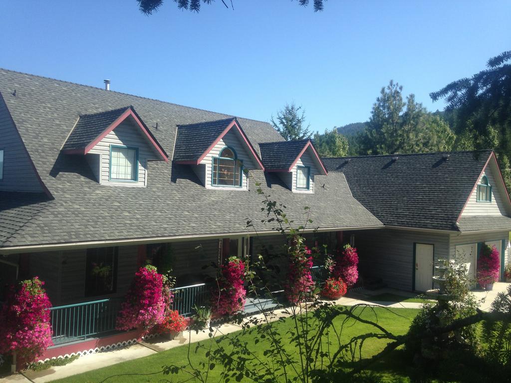Eagle'S Nest B&B Lake Country ภายนอก รูปภาพ